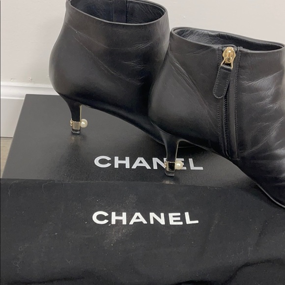 Chanel bootie - Picture 3 of 11